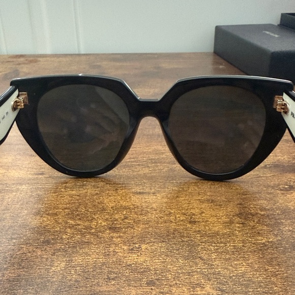 Prada SPR14W  cat eye Sunglasses main image 12